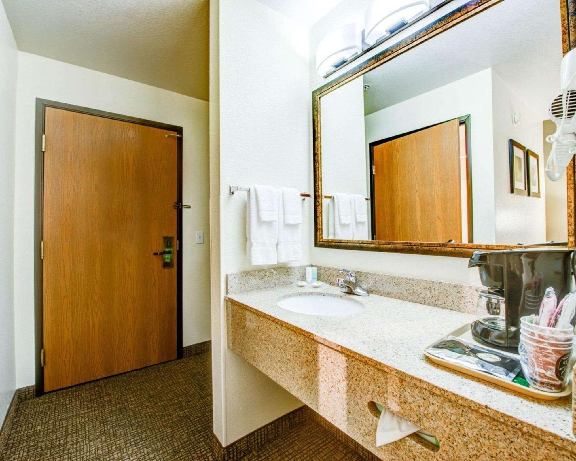 Comfort Inn Fontana Exterior foto